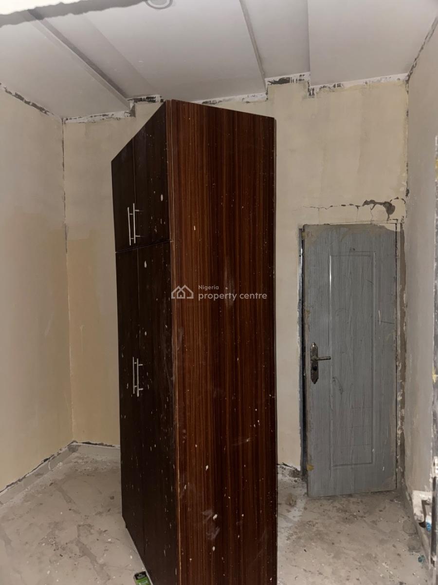 Newly Built & Massively Spacious 3-bedroom Apartment (upstairs), Ogombo, Ajah, Lagos, Flat / Apartment for Rent