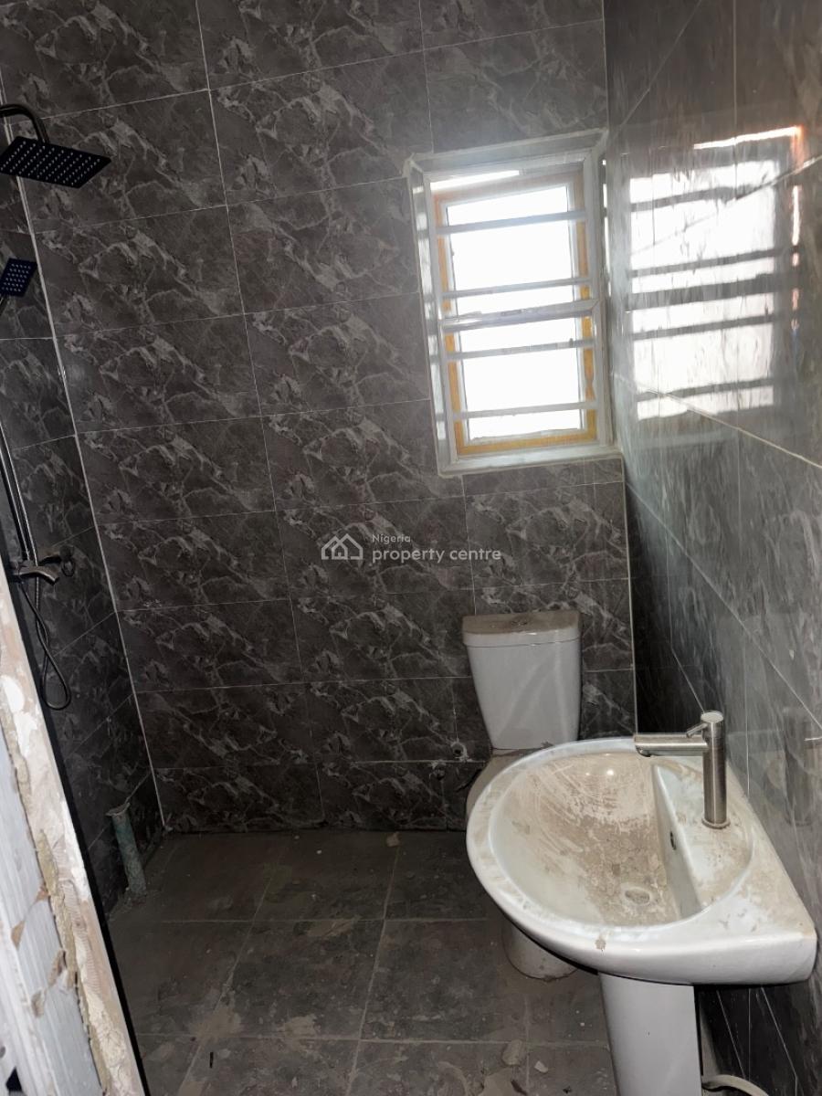 Newly Built & Massively Spacious 3-bedroom Apartment (upstairs), Ogombo, Ajah, Lagos, Flat / Apartment for Rent