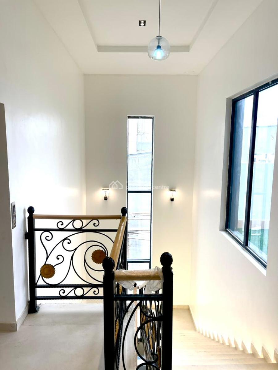 Fully Detached 6 Bedroom with 2 Rooms Bq, Chevron, Lekki, Lagos, Detached Duplex for Sale