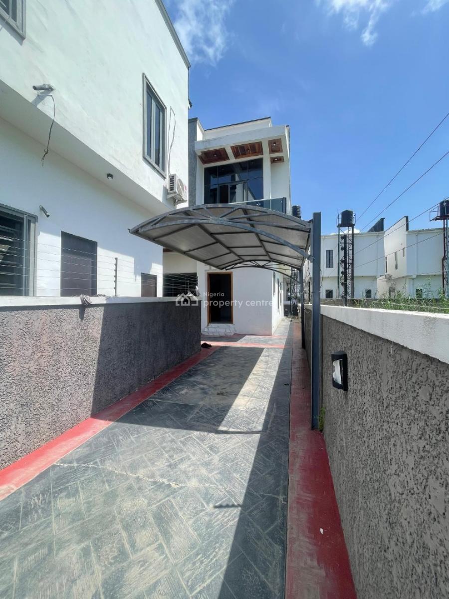 Below Market Value  4 Bedroom Detached Duplex with Bq, Located in a Prestigious and Secure Area., Lekki, Lagos, Detached Duplex for Sale