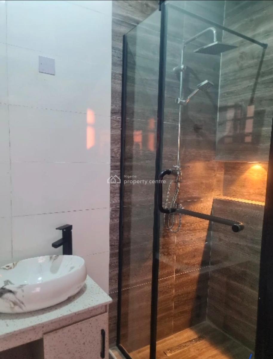 4 Bedroom with a Bq, Ikeja Gra, Ikeja, Lagos, Flat / Apartment for Sale