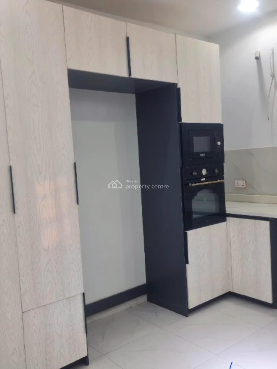 4 Bedroom with a Bq, Ikeja Gra, Ikeja, Lagos, Flat / Apartment for Sale