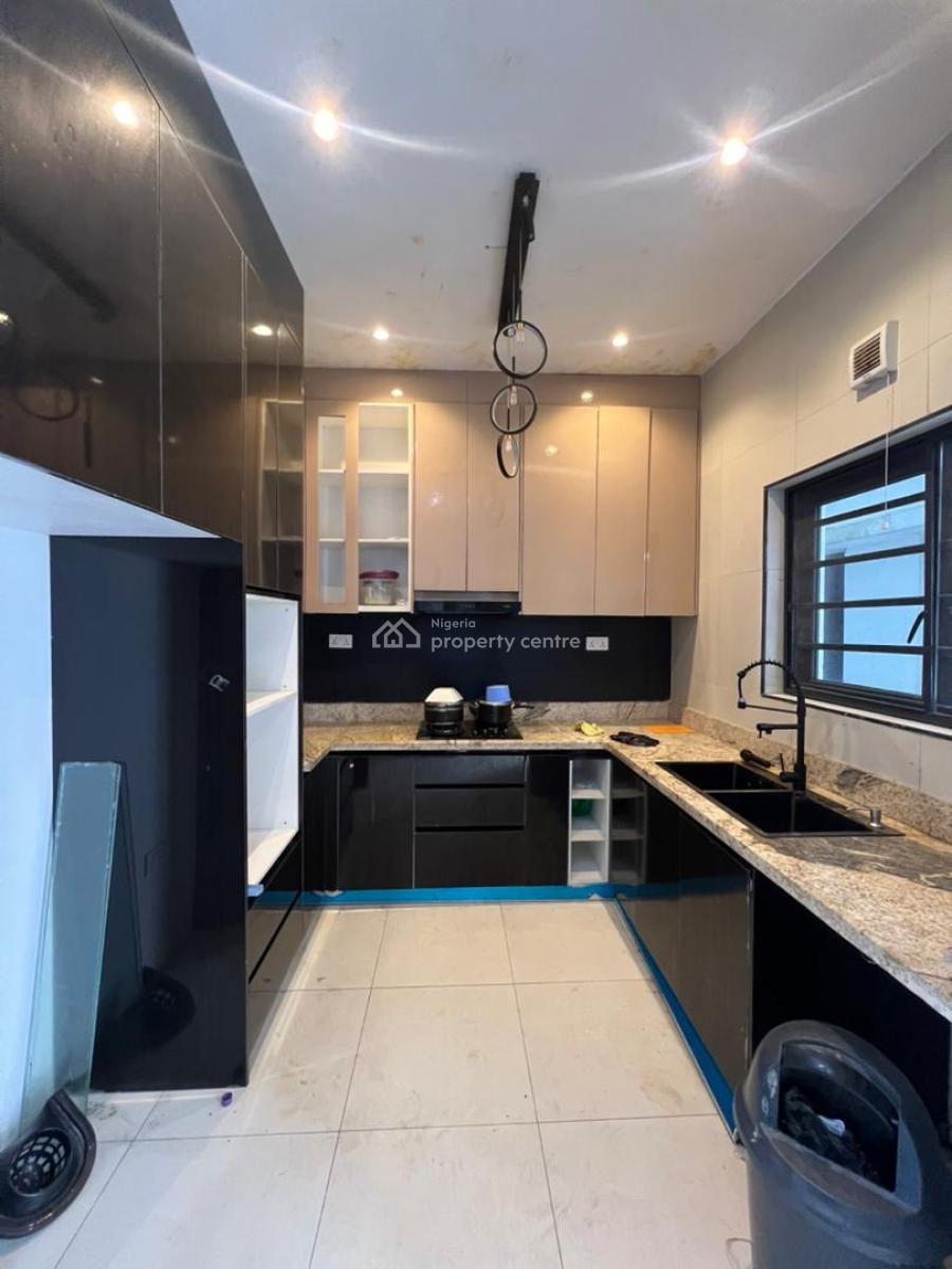 Luxury 3 Bedroom Duplex with Excellent Facilities, Ologolo, Lekki, Lagos, Terraced Duplex for Rent