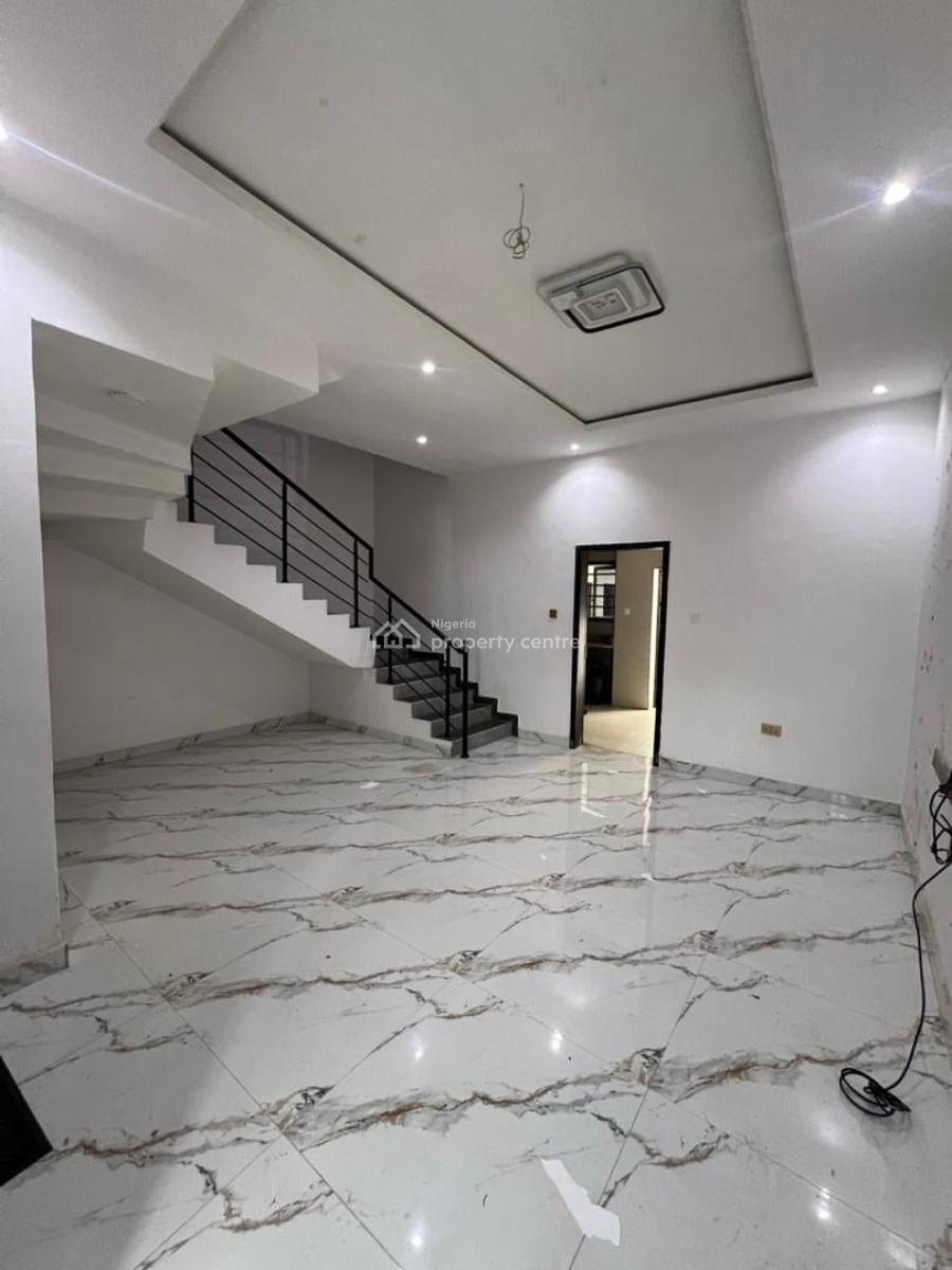 Luxury 3 Bedroom Duplex with Excellent Facilities, Ologolo, Lekki, Lagos, Terraced Duplex for Rent