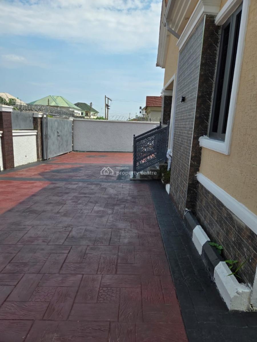 3 Bedroom Fully Detached Bungalow with Bq, Lugbe,airport Road., Pyakasa, Lugbe District, Abuja, Detached Bungalow for Sale