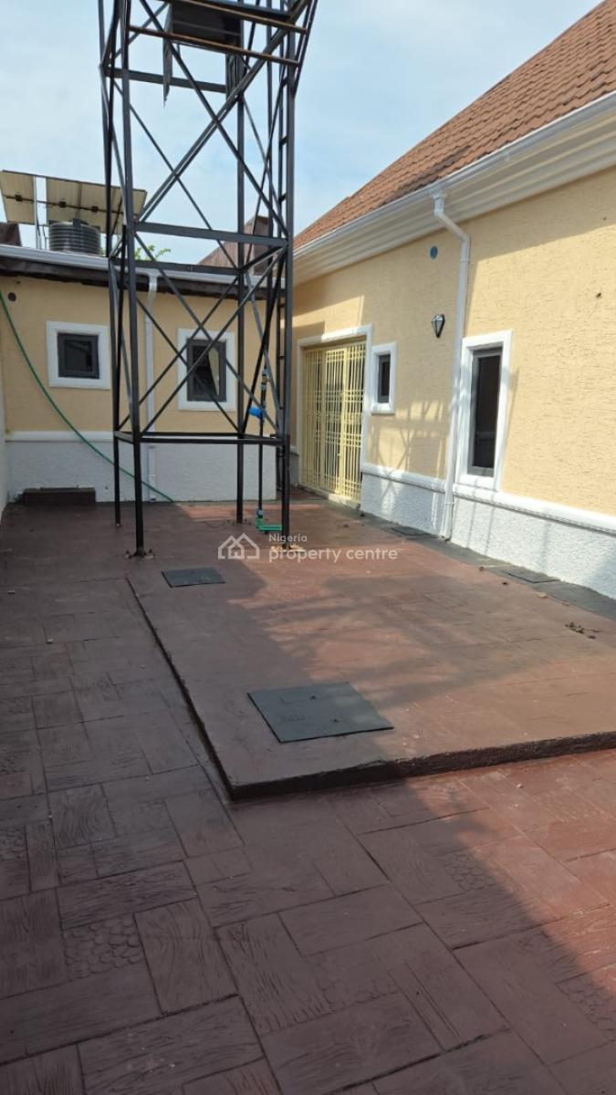 3 Bedroom Fully Detached Bungalow with Bq, Lugbe,airport Road., Pyakasa, Lugbe District, Abuja, Detached Bungalow for Sale