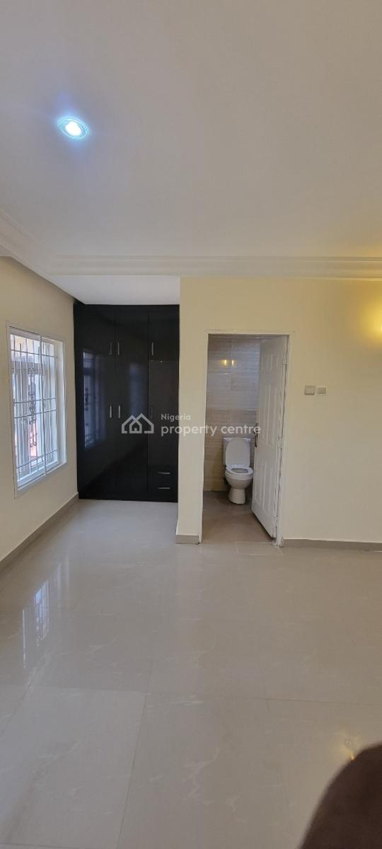 4-bedroom + Bq Semi-detached Duplex, Kado, Abuja, House for Rent