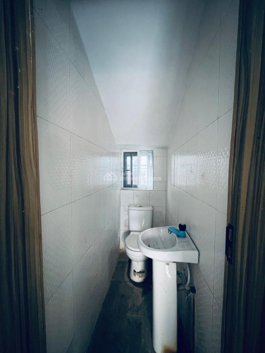 Spacious Downstairs Studio Apartment { Video}, Ikota Villa Gra, Lekki, Lagos, Self Contain (single Rooms) for Rent