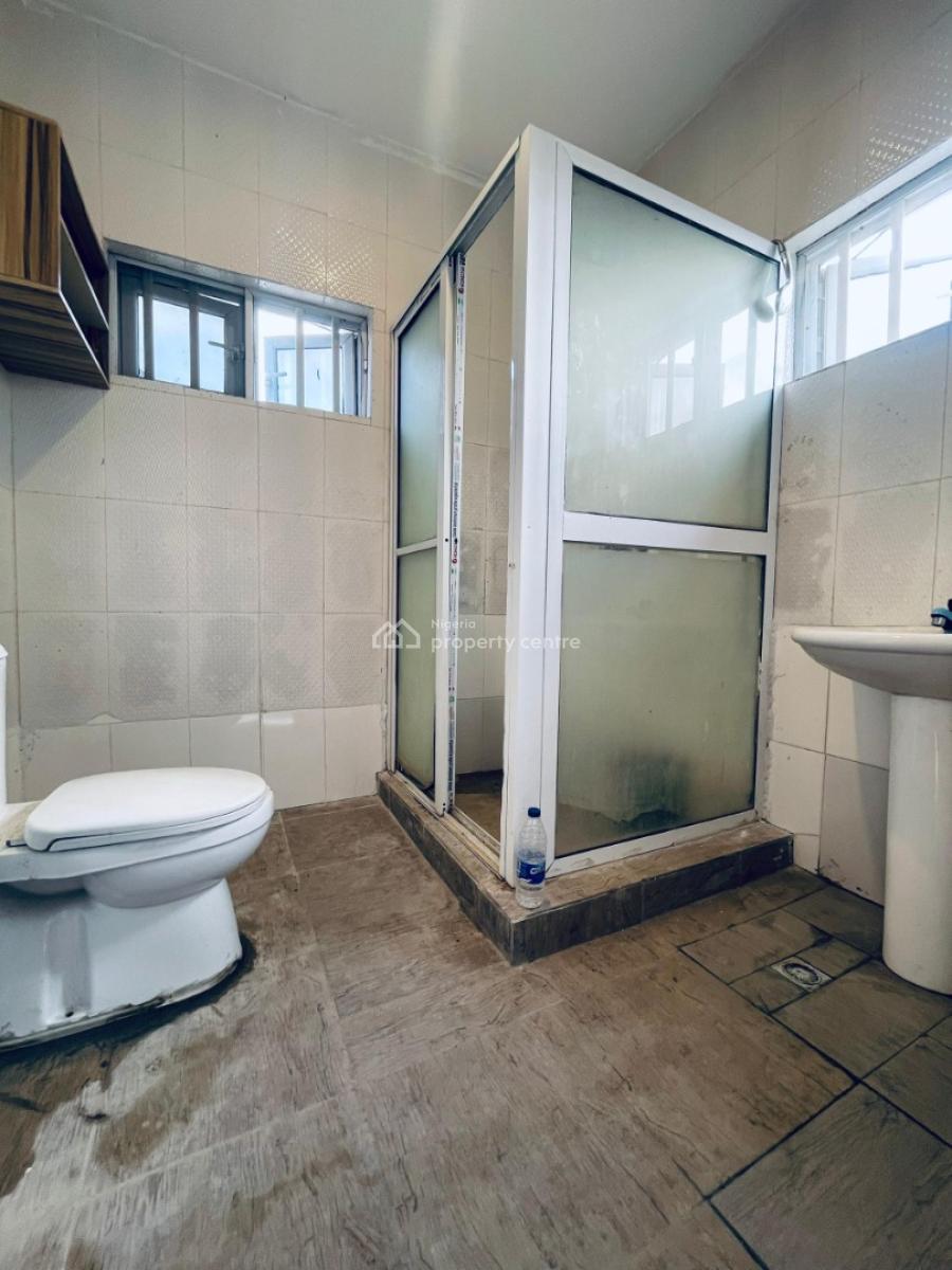 Upstairs Semi- Masters Studio Apartment with Mini Kitchen{ Video}, Ikota Villa Gra, Lekki, Lagos, Self Contain (single Rooms) for Rent