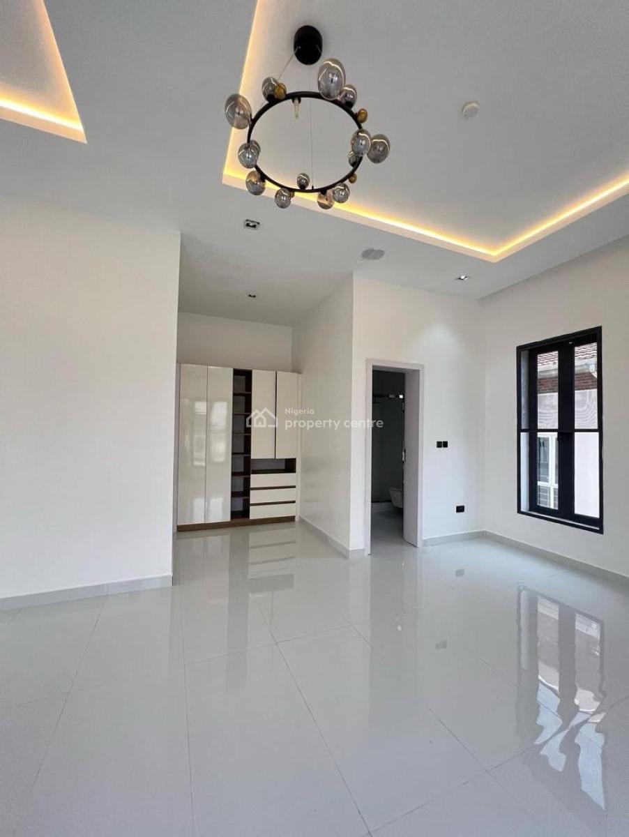 Fully Detached 7 Bedroom with 2 Rooms Bq, Pinnock Beach Estate, Lekki, Lagos, Semi-detached Duplex for Sale