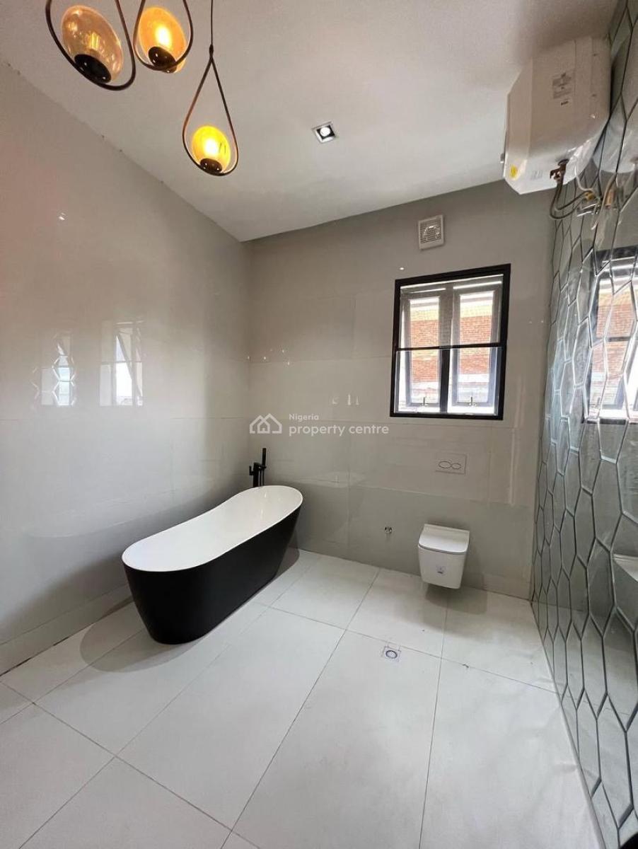 Fully Detached 7 Bedroom with 2 Rooms Bq, Pinnock Beach Estate, Lekki, Lagos, Semi-detached Duplex for Sale