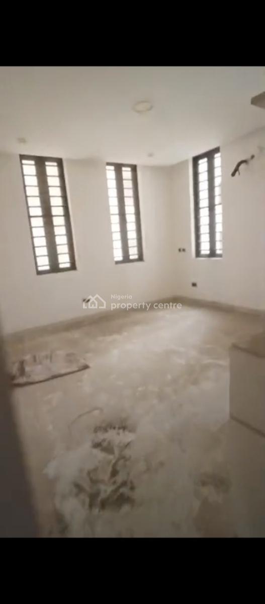 Nicely Built 3 Bedroom Flat with Bq, Behind Blenco, Ikate, Lekki, Lagos, Flat / Apartment for Rent
