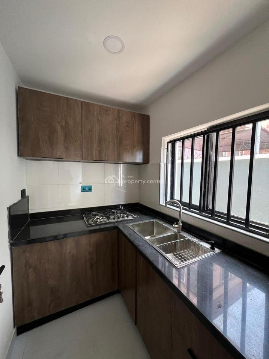 Spacious 2 Bedroom Apartment, Ikota, Lekki, Lagos, Flat / Apartment for Rent