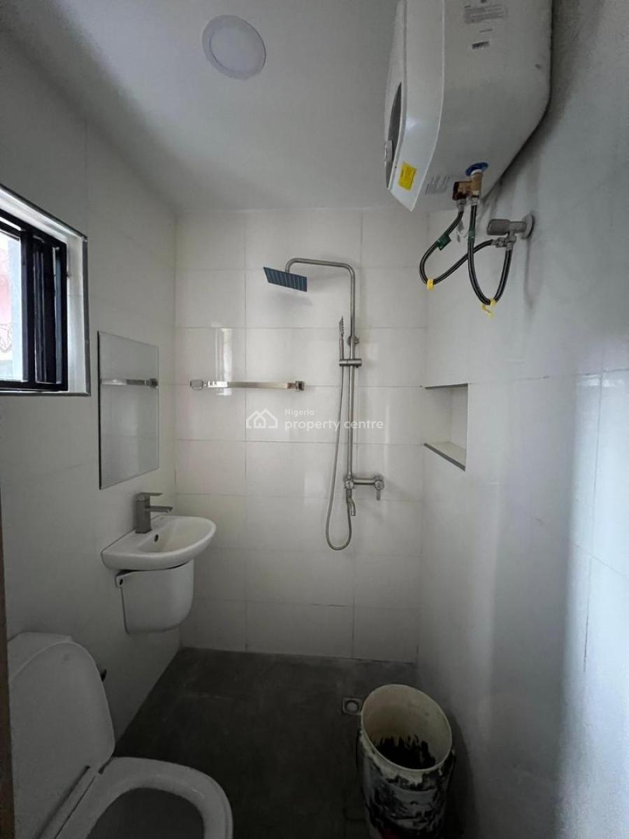 Spacious 2 Bedroom Apartment, Ikota, Lekki, Lagos, Flat / Apartment for Rent