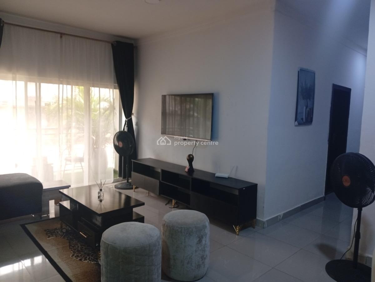 Distressed Spacious 3 Bedroom Flat, Orchid Road By 2nd Toll Gate, Lekki - Epe Expressway, Lekki, Lagos, Flat / Apartment for Sale