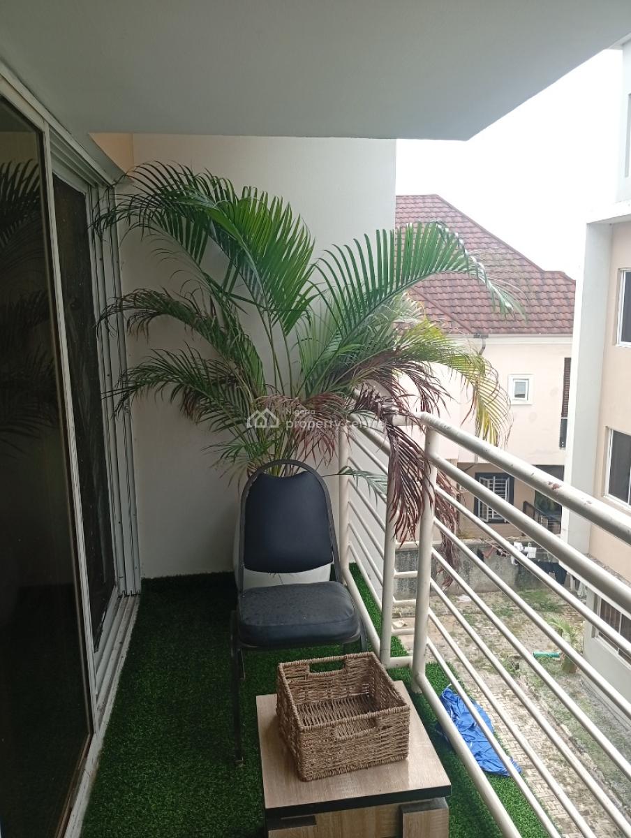 Distressed Spacious 3 Bedroom Flat, Orchid Road By 2nd Toll Gate, Lekki - Epe Expressway, Lekki, Lagos, Flat / Apartment for Sale