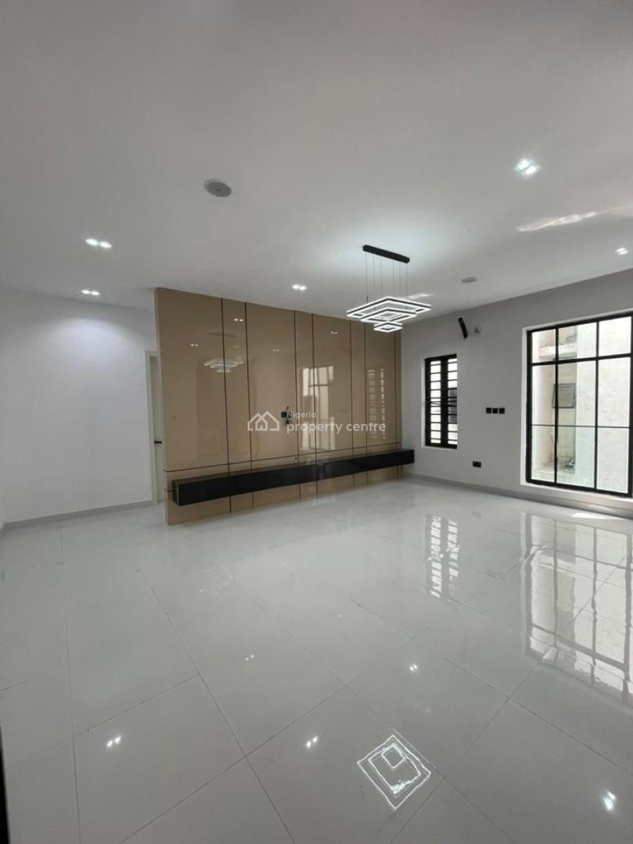 Luxury 2 Bedroom Apartment, Ologolo, Lekki, Lagos, Flat / Apartment for Sale