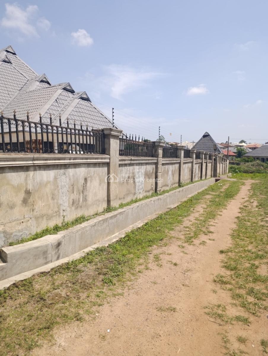 Modern 4 Bedroom Bungalow on 1227sqm of Land, Wemimo, Oluwo, Via Egbeda, Alakia, Ibadan, Oyo, Detached Bungalow for Sale