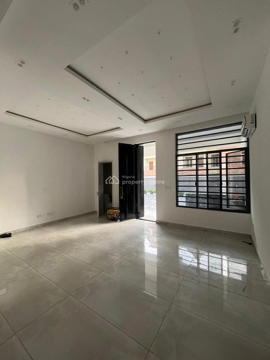 3 Bedroom Apartment with Bq, Lekki Phase 1, Lekki, Lagos, Flat / Apartment for Rent