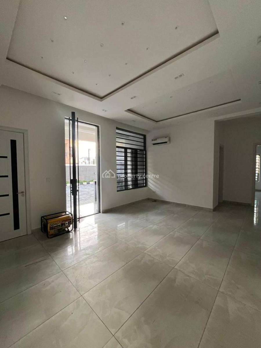 3 Bedroom Apartment with Bq, Lekki Phase 1, Lekki, Lagos, Flat / Apartment for Rent