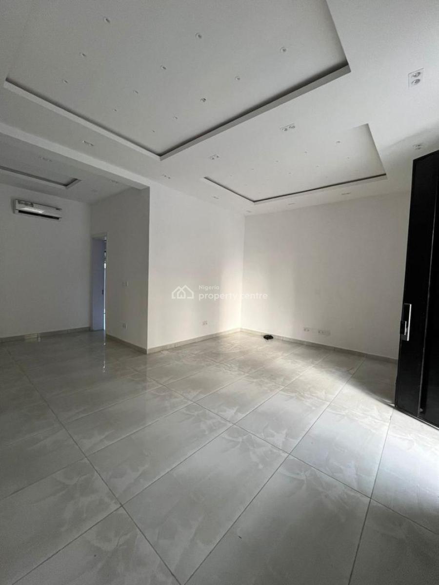 3 Bedroom Apartment with Bq, Lekki Phase 1, Lekki, Lagos, Flat / Apartment for Rent