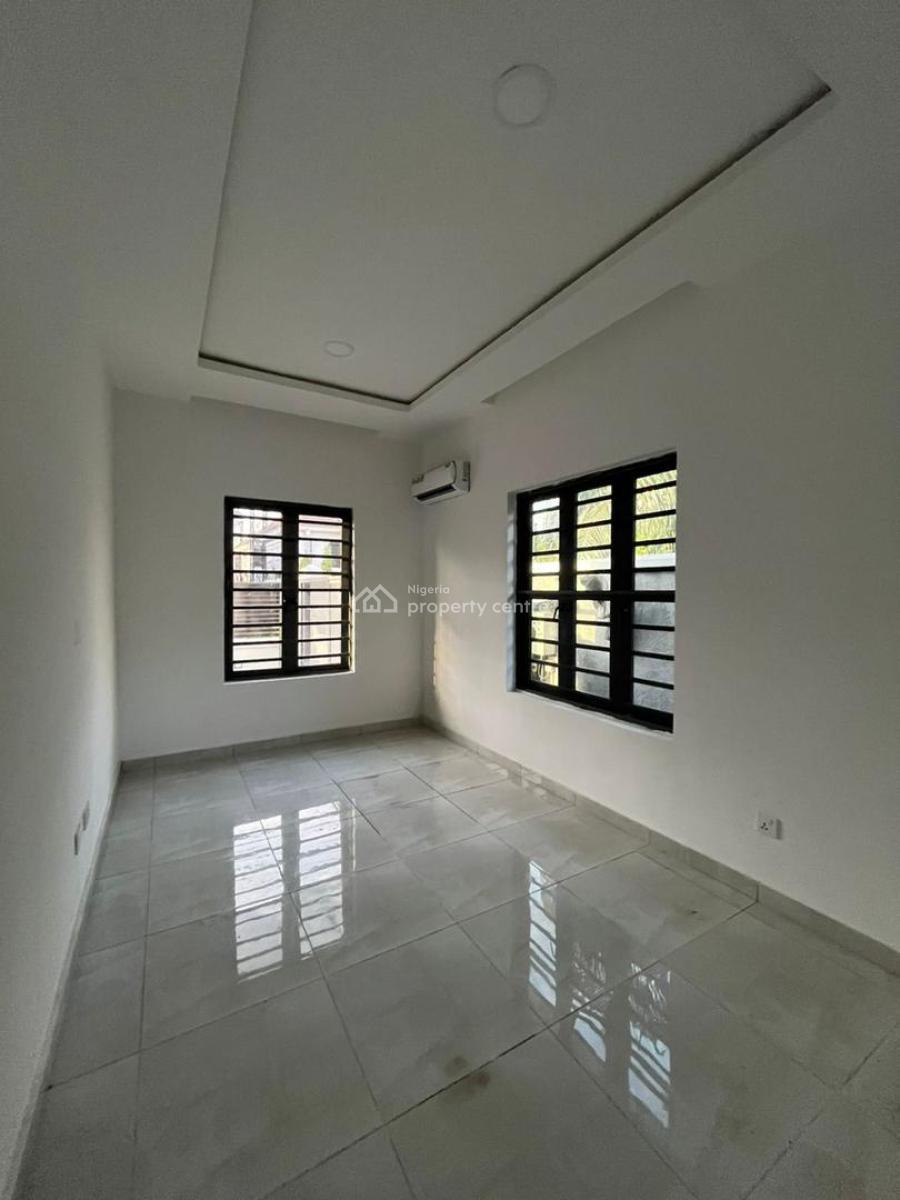 3 Bedroom Apartment with Bq, Lekki Phase 1, Lekki, Lagos, Flat / Apartment for Rent