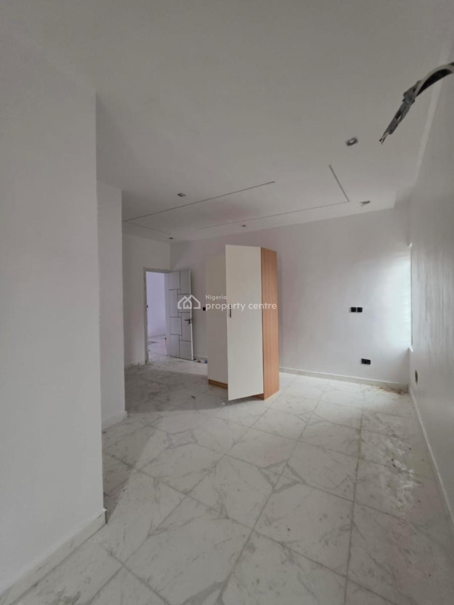 Distress Deal! Newly Built 4 Bedroom Terrace Duplex with Self Compound, Ajah, Lagos, Terraced Duplex for Sale