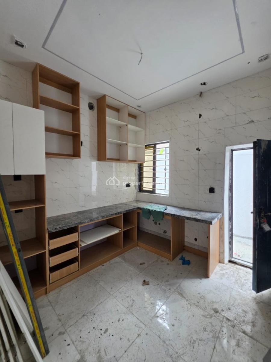 Distress Deal! Newly Built 4 Bedroom Terrace Duplex with Self Compound, Ajah, Lagos, Terraced Duplex for Sale