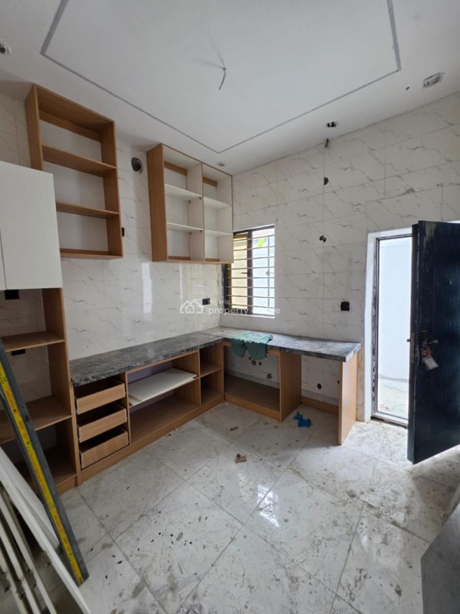Distress Deal! Newly Built 4 Bedroom Terrace Duplex with Self Compound, Ajah, Lagos, Terraced Duplex for Sale