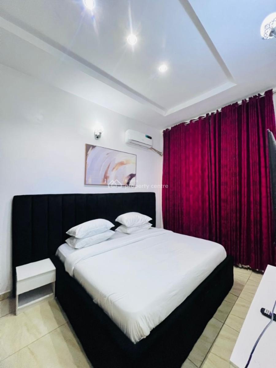 Book This Luxurious 2-bedroom Apartment at Lekki Phase 1, Lekki Phase 1, Lekki, Lagos, Flat / Apartment Short Let