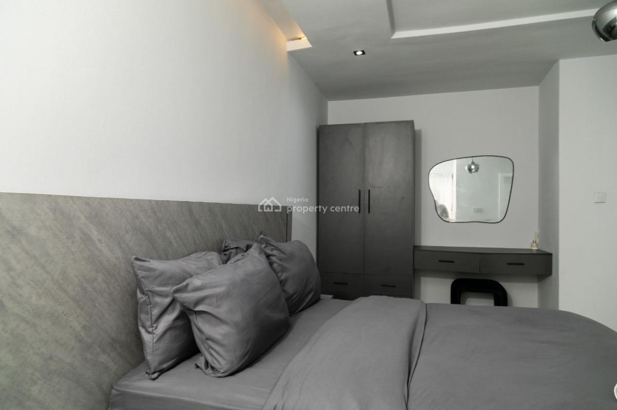 Luxury 3 Bedroom Apartment with Luxury Finishes, Lekki Phase 2, Lekki, Lagos, Flat / Apartment Short Let