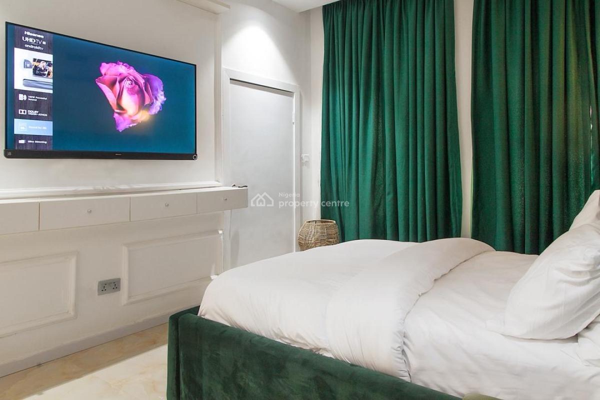 Luxury 3 Bedroom Apartment with Luxury Finishes, Lekki Phase 2, Lekki, Lagos, Flat / Apartment Short Let