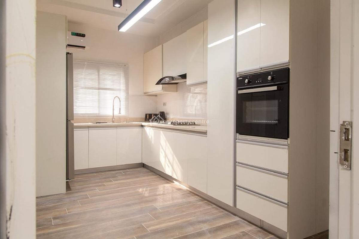 Luxury 3 Bedroom Apartment with Luxury Finishes, Lekki Phase 2, Lekki, Lagos, Flat / Apartment Short Let