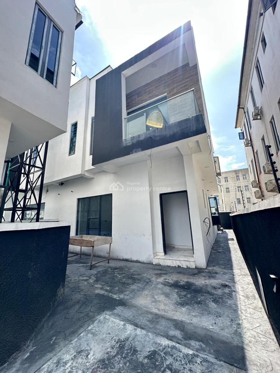 Spacious Luxury 4 Bedroom Semi-detached Duplex with Bq, Vgc, Lekki, Lagos, Semi-detached Duplex for Sale