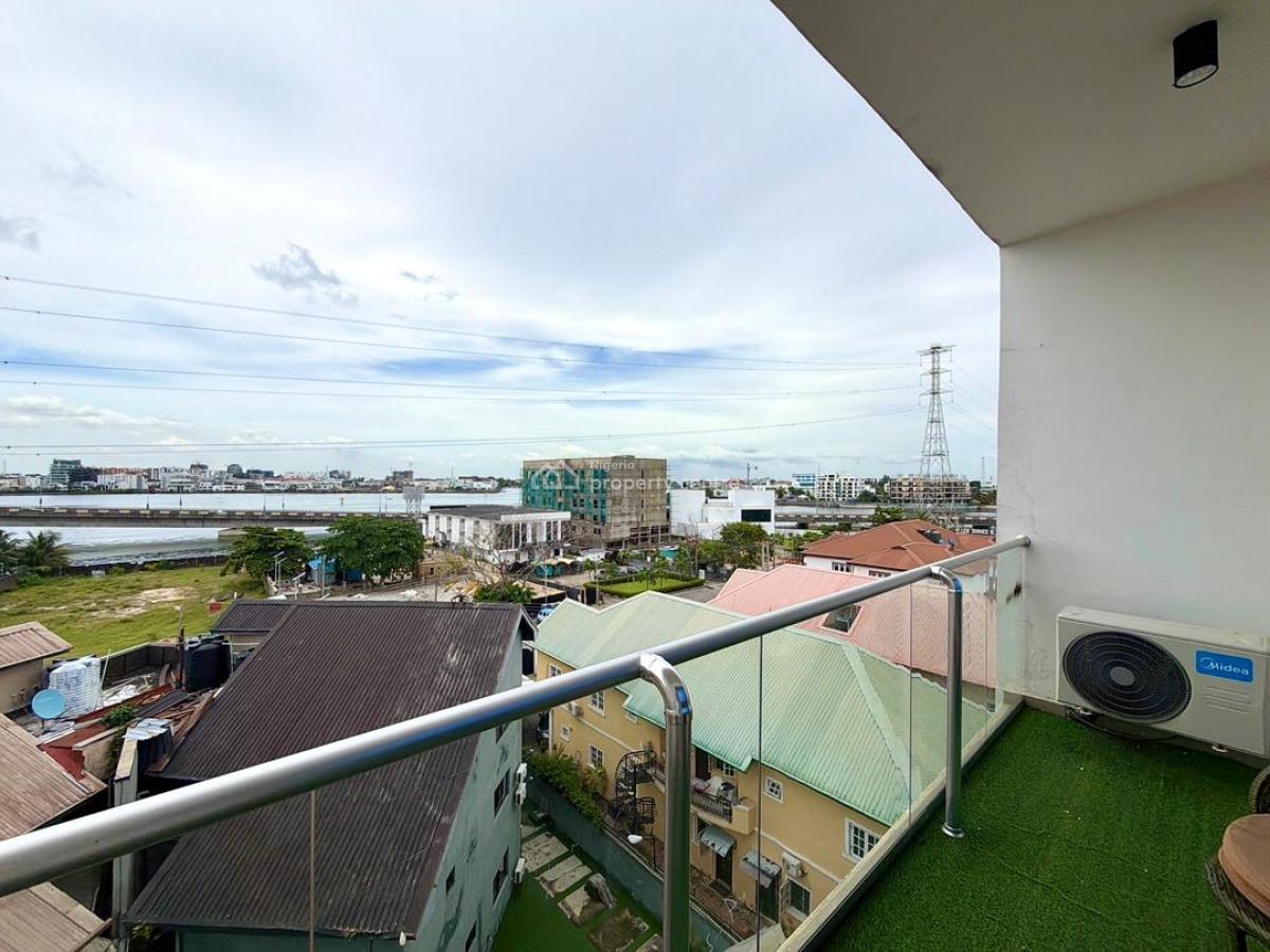 Milan: Cozy Three Bedroom Loft Apartment Available From Today, Lekki Phase 1, Lekki, Lagos, Flat / Apartment Short Let