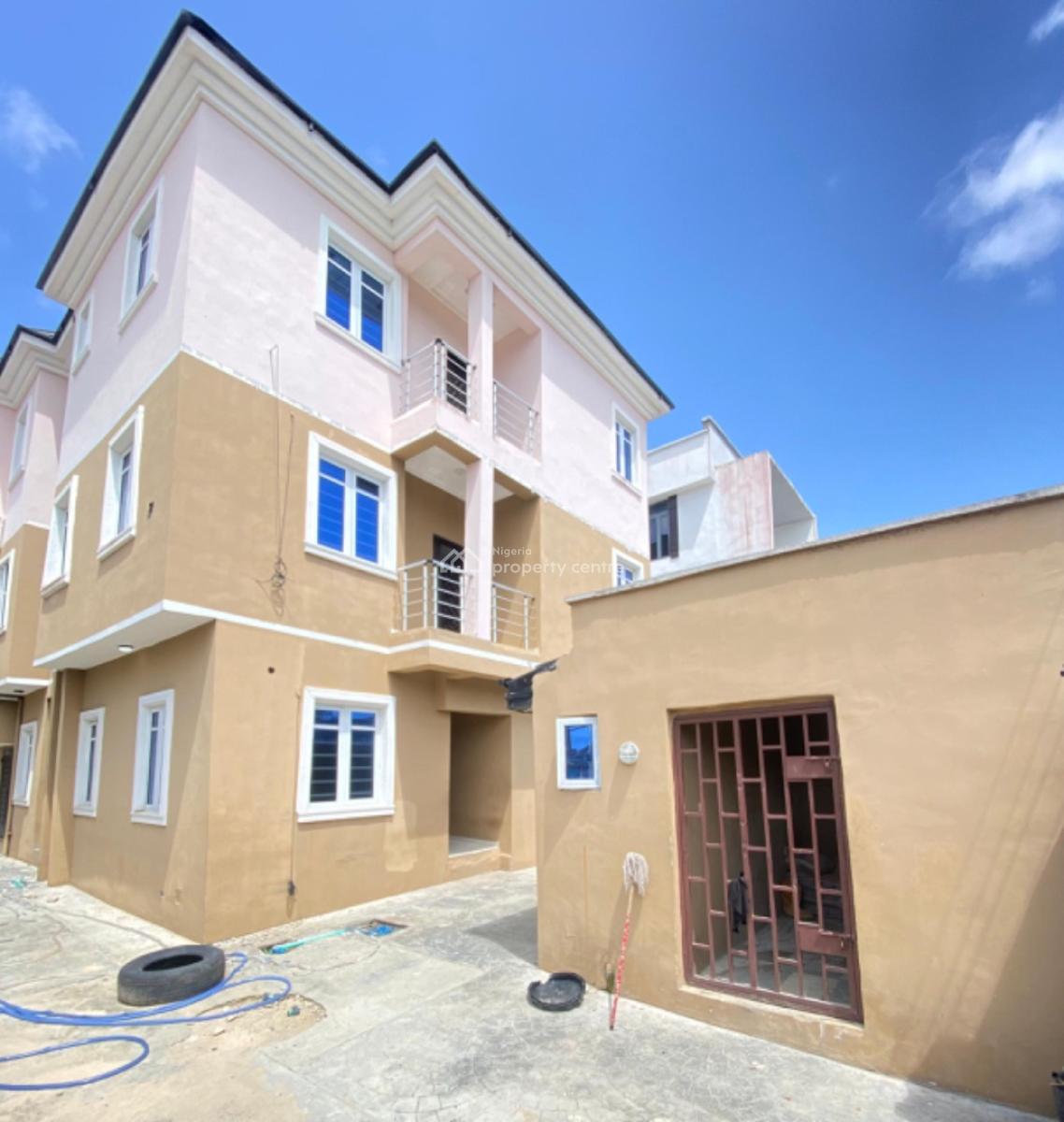 Brandnew 2bedroom Flat All Rooms En-suite Off Monastery Road Sangotedo, Monastery Road Behind Shoprite Sangotedo, Sangotedo, Ajah, Lagos, Flat / Apartment for Rent