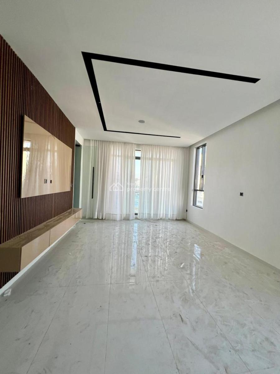 Gorgeous 4 Bedroom Semi Detached Duplex with a Room Bq, Chevron, Lekki, Lagos, Semi-detached Duplex for Sale