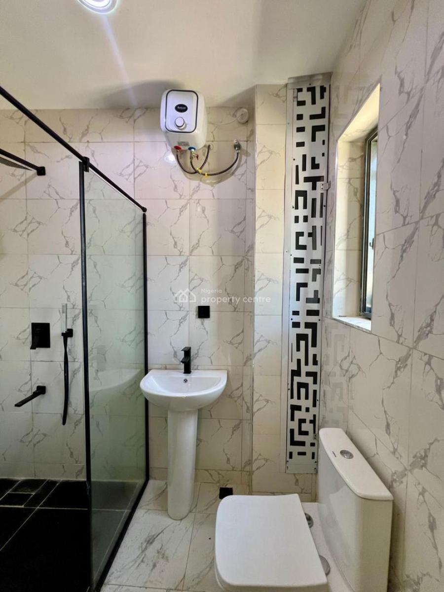 Luxury 2 Bedroom Serviced Apartment + Elevator, Pool, Gym, Central Gas, Lekki Phase 1, Lekki, Lagos, Flat / Apartment for Sale