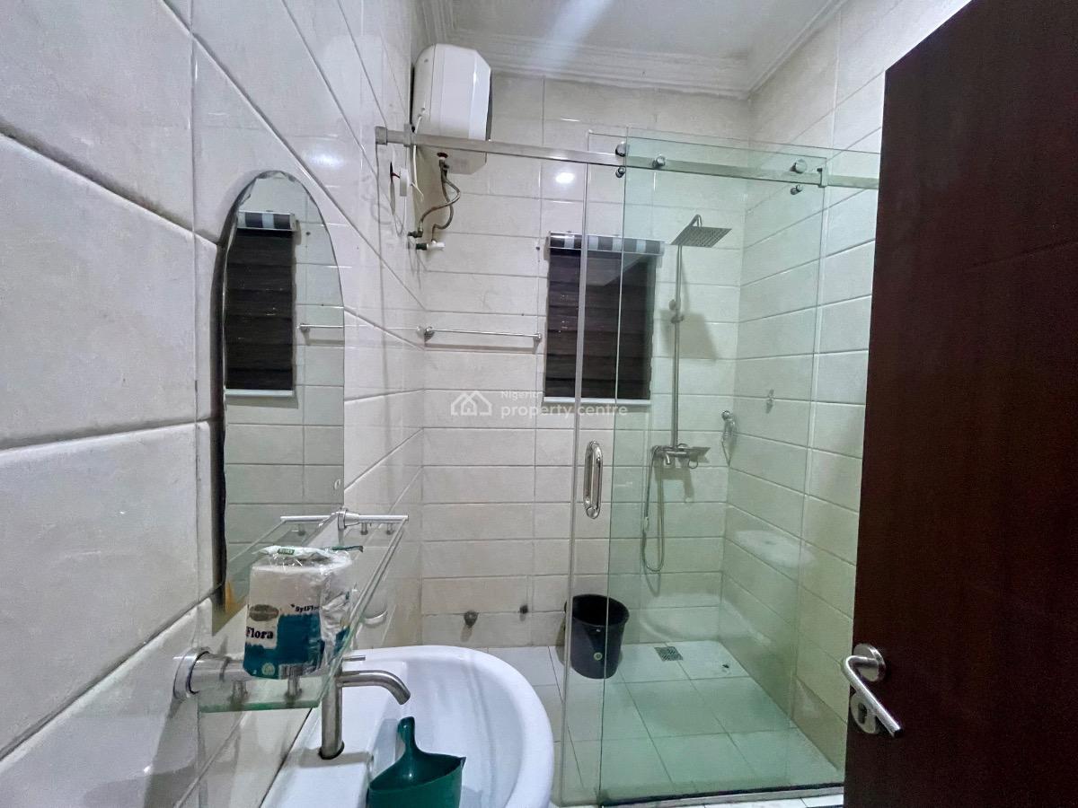 Fully Furnished 2 Bedroom Apartment, G.r.a Phase 3 Port Harcourt, Port Harcourt, Rivers, Flat / Apartment for Sale