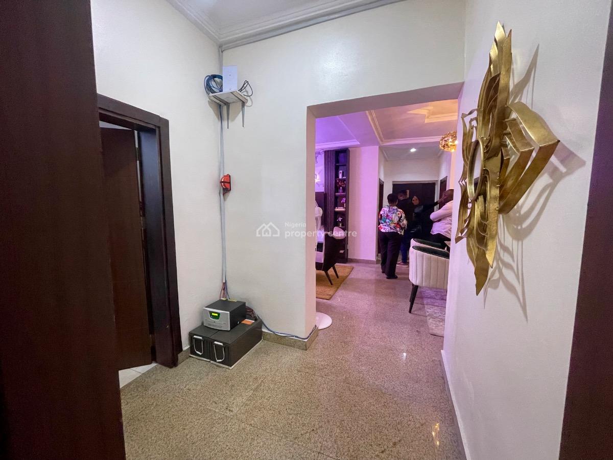 Fully Furnished 2 Bedroom Apartment, G.r.a Phase 3 Port Harcourt, Port Harcourt, Rivers, Flat / Apartment for Sale