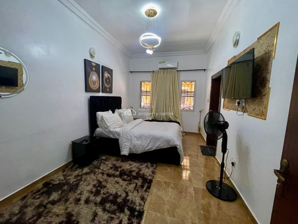 Fully Furnished 2 Bedroom Apartment, G.r.a Phase 3 Port Harcourt, Port Harcourt, Rivers, Flat / Apartment for Sale