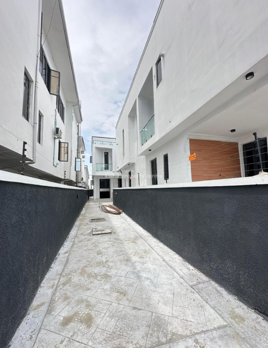 Luxury Spacious 4 Bedroom Semi-detached Duplex with Bq, Ikota, Lekki, Lagos, Semi-detached Duplex for Sale