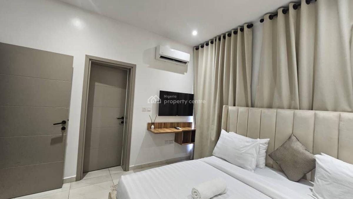 Nicely Built Fully Furnished 3 Bedroom Apartment in an Haven Location, Adeniyi Jones, Ikeja, Lagos, Flat / Apartment for Sale