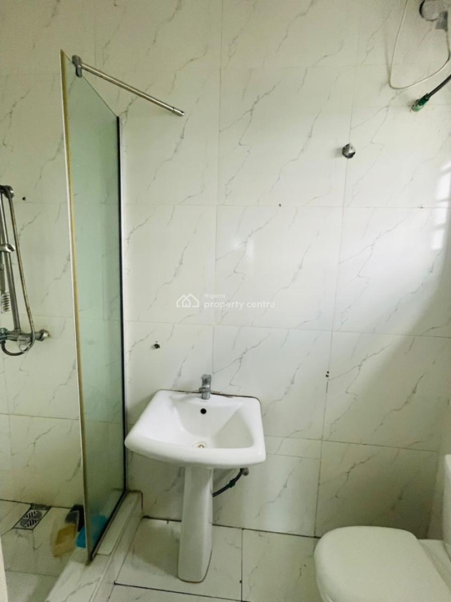 a Two 2  Bedroom Flat, Lekki, Lagos, Flat / Apartment for Rent
