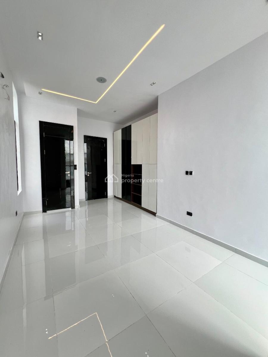 Gorgeously Designed Smart Home 5 Bedroom with Swimming Pool, By Vgc in an Estate, Ikota, Lekki, Lagos, Detached Duplex for Sale
