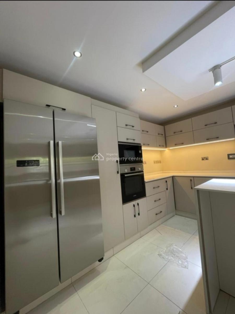 Spacious Newly Renovated 3-bedroom Flat in Old Ikoyi with Sw/pool,gym., Old Ikoyi Lagos, Ikoyi, Lagos, Flat / Apartment for Rent