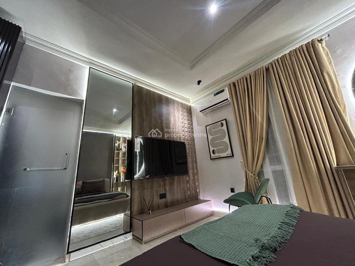 a Fully Furnished Studio Apartment with Stunning View, Admiralty Road, Lekki Phase 1, Lekki, Lagos, Self Contain (single Rooms) Short Let