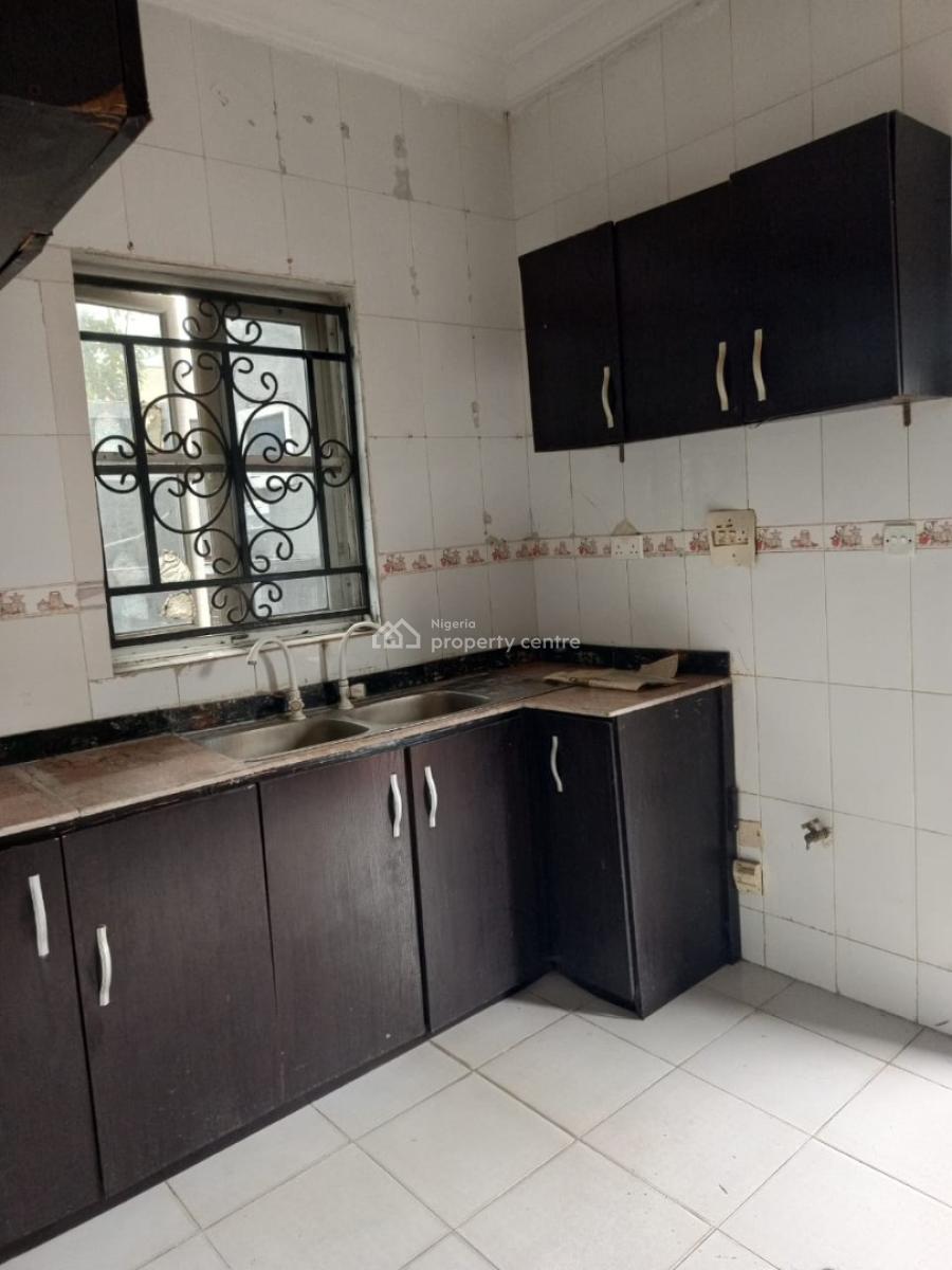 Standard 2 Bedroom Flat, Osapa, Lekki, Lagos, Flat / Apartment for Rent