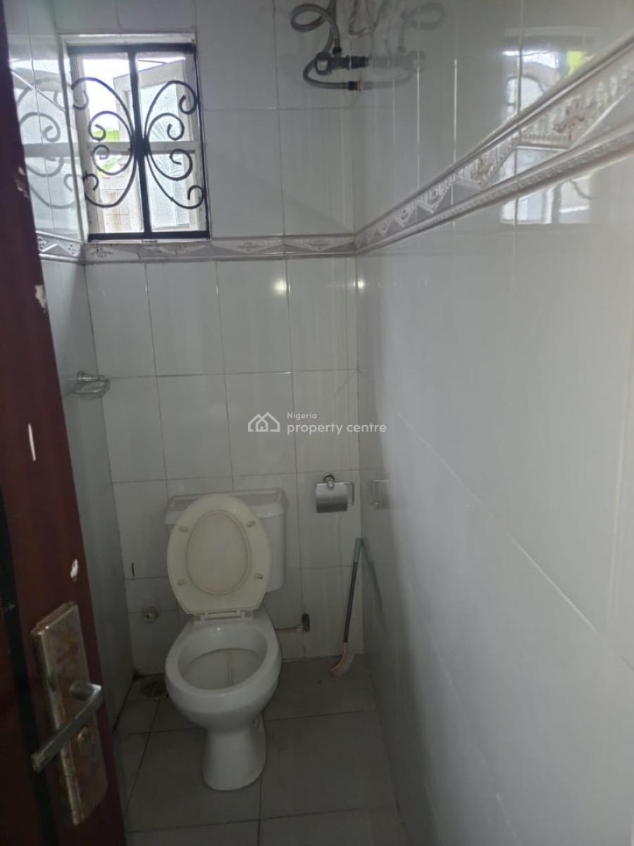 Standard 2 Bedroom Flat, Osapa, Lekki, Lagos, Flat / Apartment for Rent