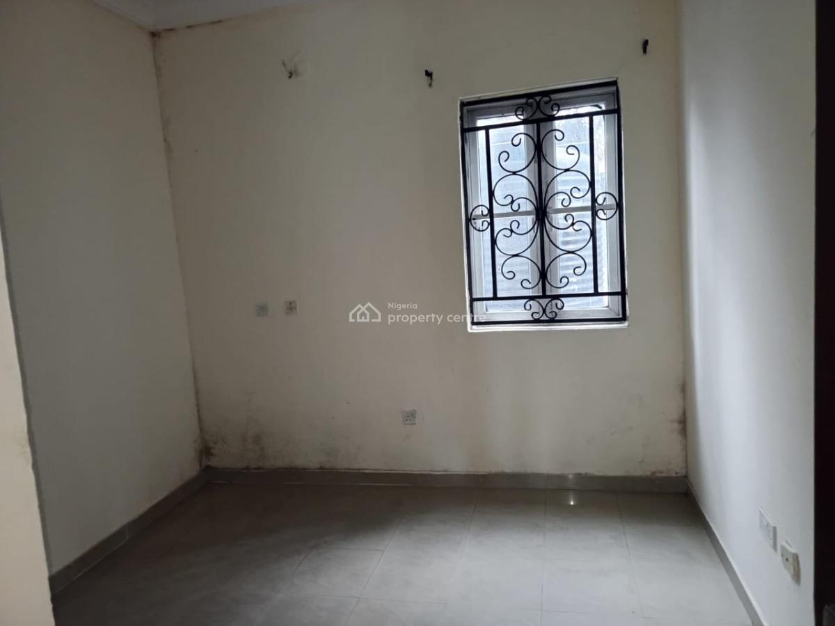 Standard 2 Bedroom Flat, Osapa, Lekki, Lagos, Flat / Apartment for Rent